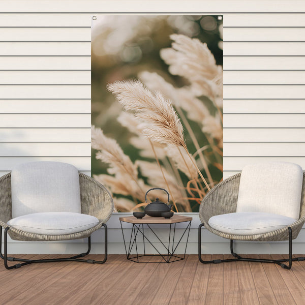 Zachte Pluimen in een Monochrome Wereld tuinposter
