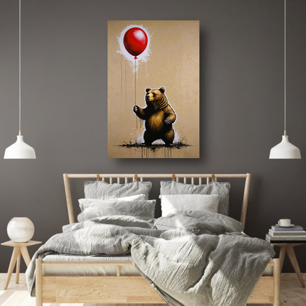 Bruine beer houdt een glanzende rode ballon vast poster