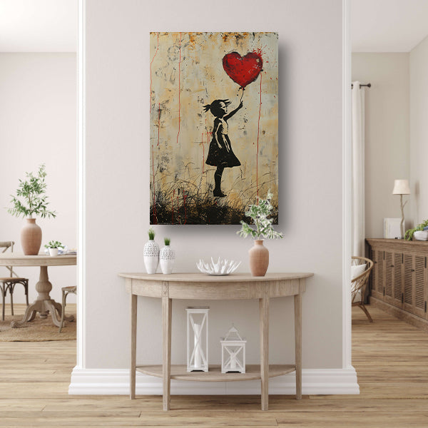 Jong meisje houdt een rood hartballon vast poster