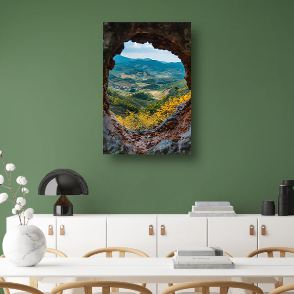 Uitkijk op een Berglandschap door een Stenen Venster poster