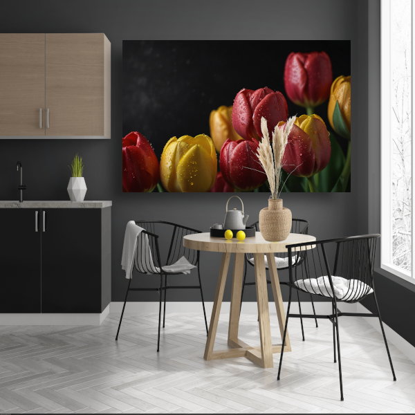 Levendige tulpen met ochtenddauw op zwarte achtergrond poster