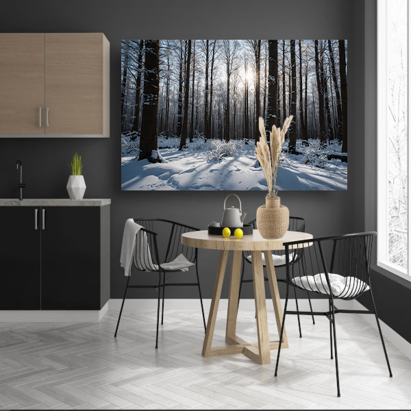 Serene winterbos met besneeuwde bomen poster