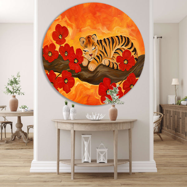 Slapende tijger omringd door rode bloemen aluminium muurcirkel
