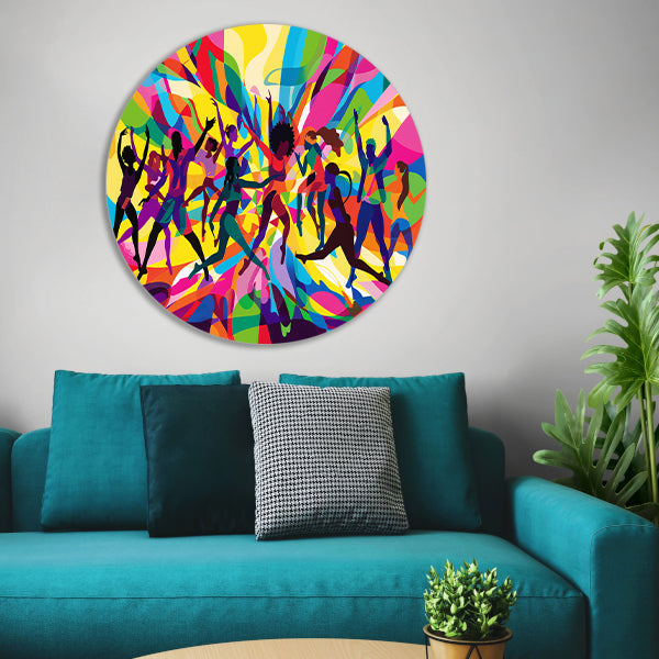 Abstracte dansers in levendige kleurenexplosie aluminium muurcirkel