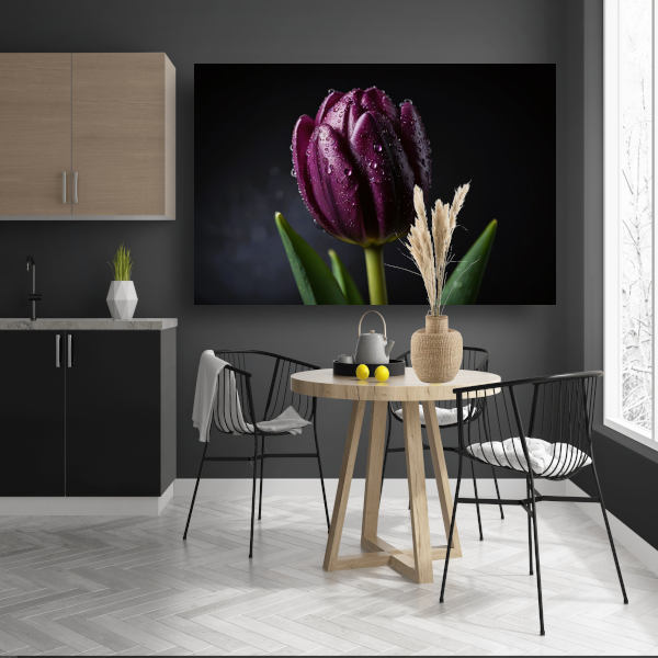 Paarse Tulp in Ochtenddauw Close-up poster