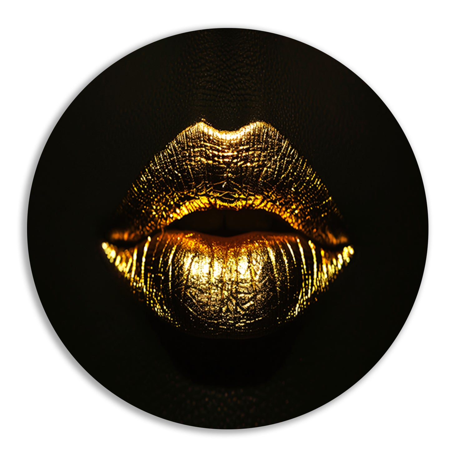Donkere achtergrond met stralende gouden lippen aluminium muurcirkel
