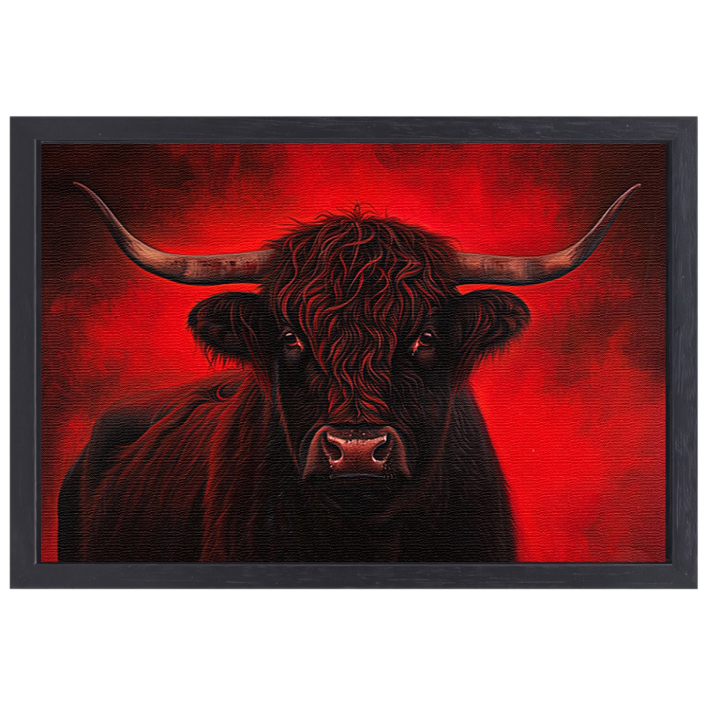 Majestueuze Schotse hooglander met vurige achtergrond canvas met baklijst