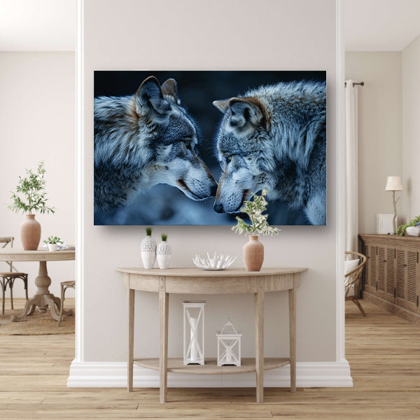Twee wolven in een donkere omgeving canvas