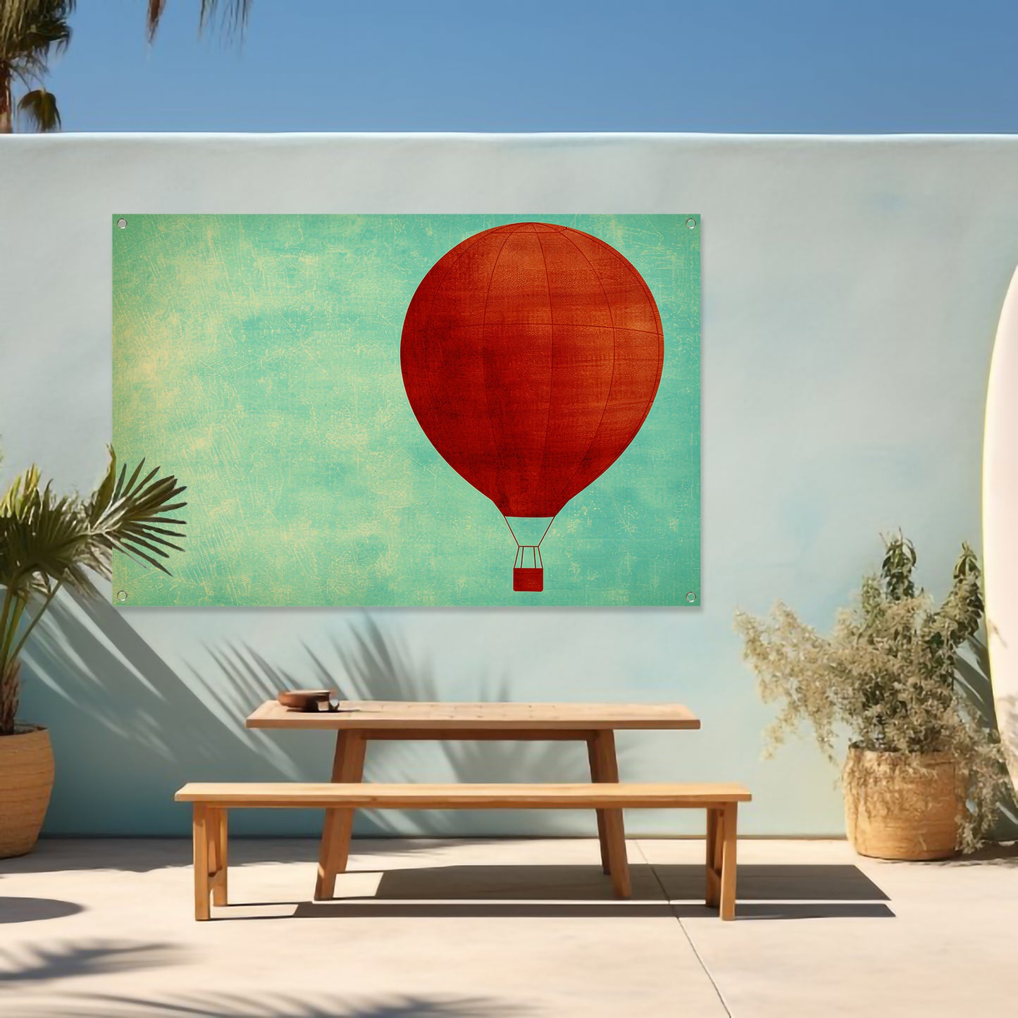 Minimalistische luchtballon tegen een gekleurde achtergrond tuinposter