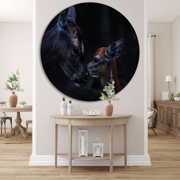 Intiem moment tussen hert en kalf aluminium muurcirkel