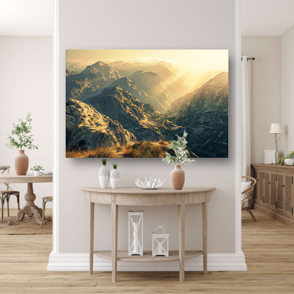 Majestueuze bergen bij zonsopgang in sepia poster