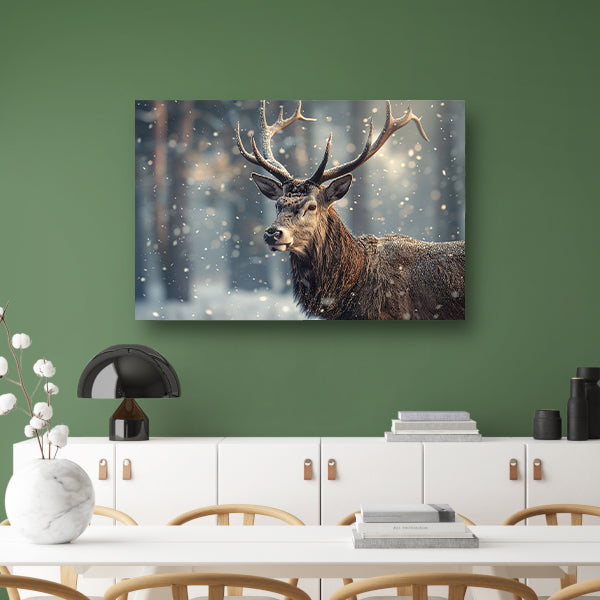 Majestueus hert in sneeuwval vastgelegd poster
