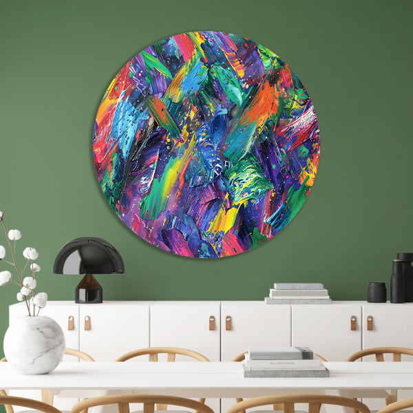 Abstracte kleurenexplosie met dynamische penseelstreken aluminium muurcirkel