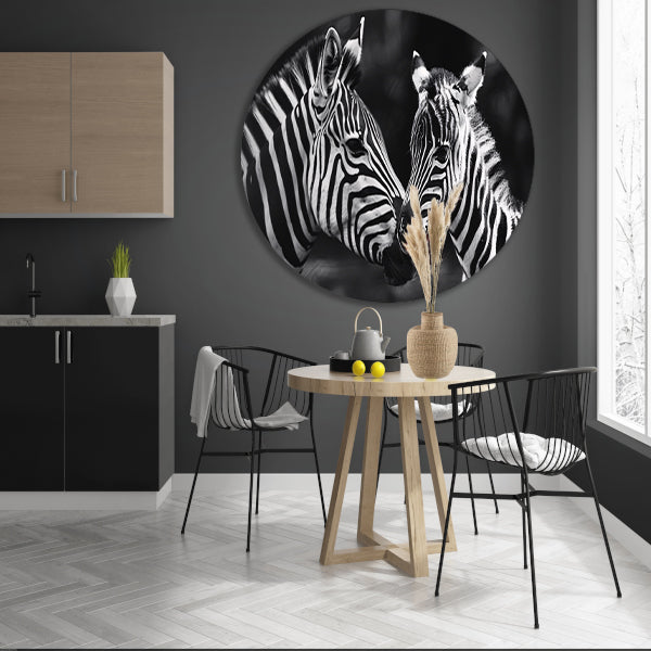 Intieme ontmoeting zebra moeder en jong aluminium muurcirkel