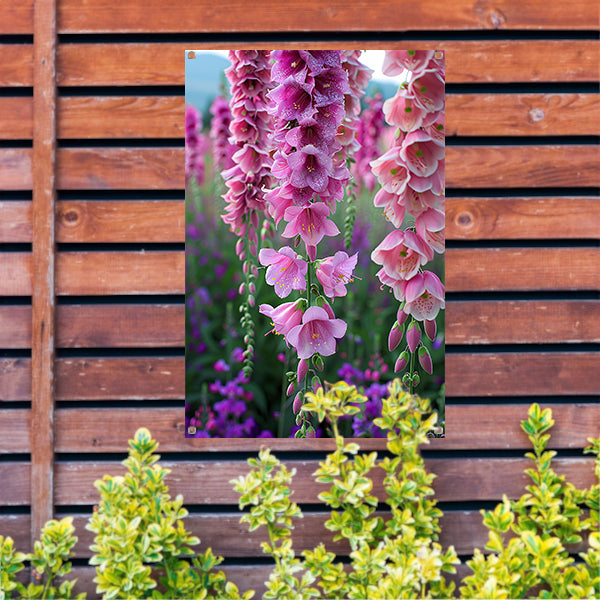 Close-up van Roze Bloemen met Dauwdruppels tuinposter