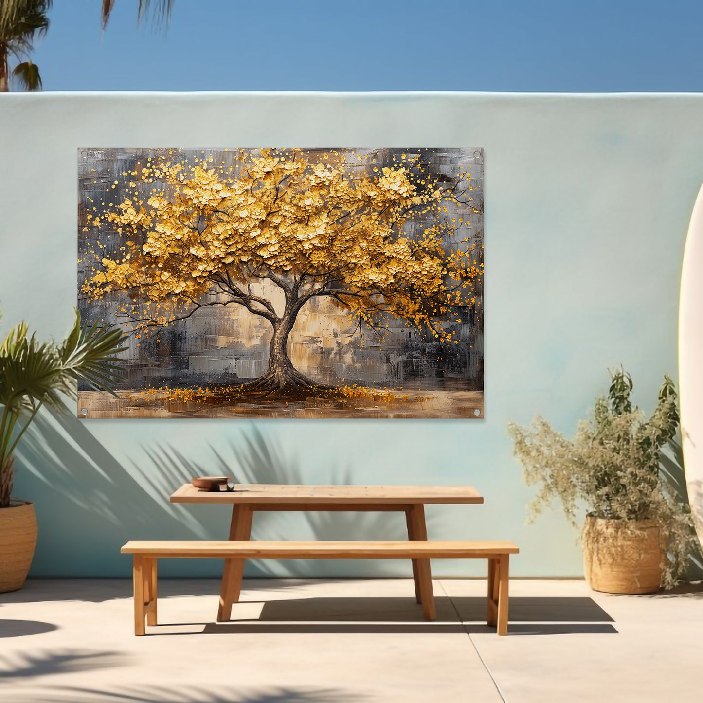 Boom met gouden bladeren tegen abstracte achtergrond tuinposter