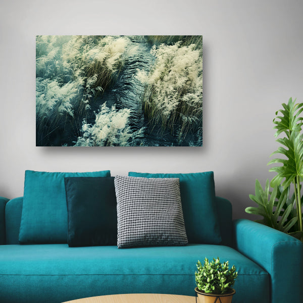 Beek door graslanden met rustgevend waterposter