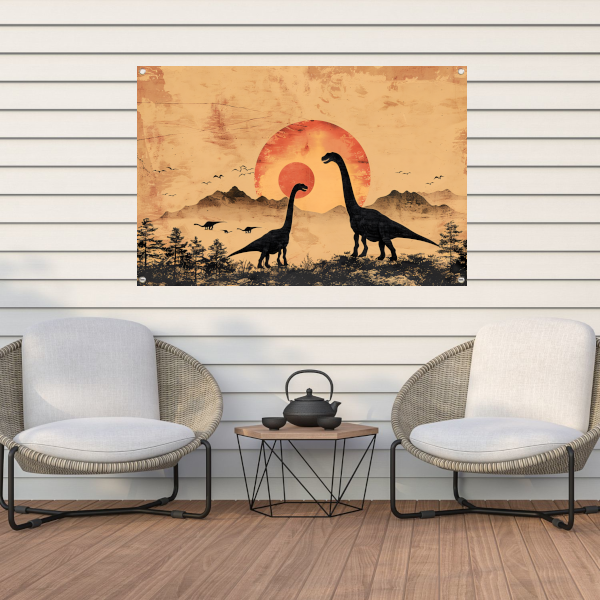 Silhouetten van dinosaurussen tijdens zonsondergang tuinposter