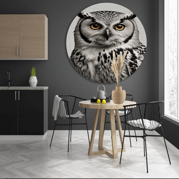 Portret van een majestueuze uil in zwart-wit aluminium muurcirkel