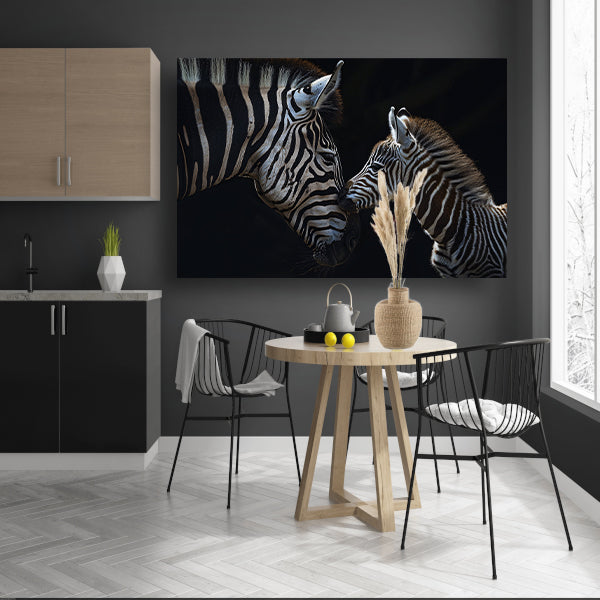 Intiem moment tussen twee zebras canvas