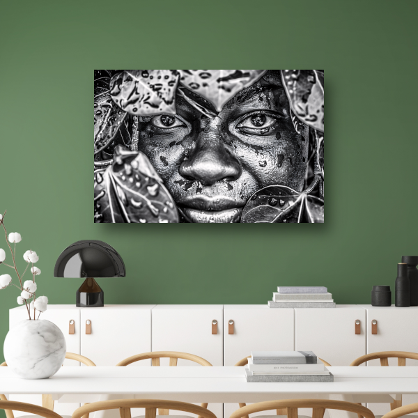 Gezicht Verborgen Tussen Natte Bladeren acrylglas