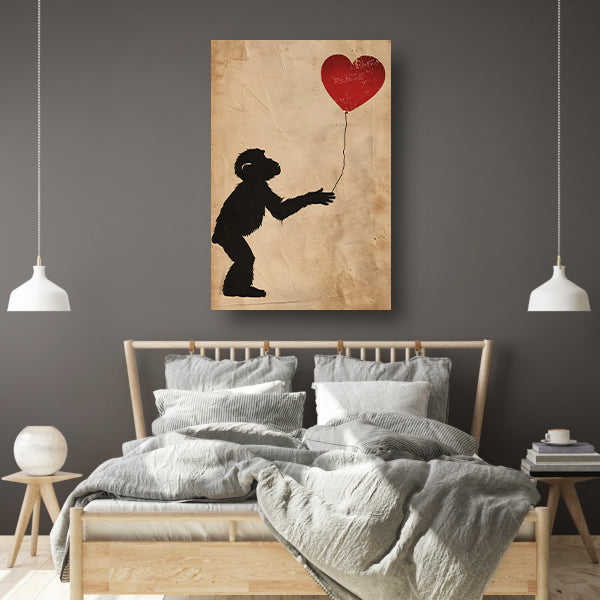 Silhouet van een aap met hartvormige ballon poster