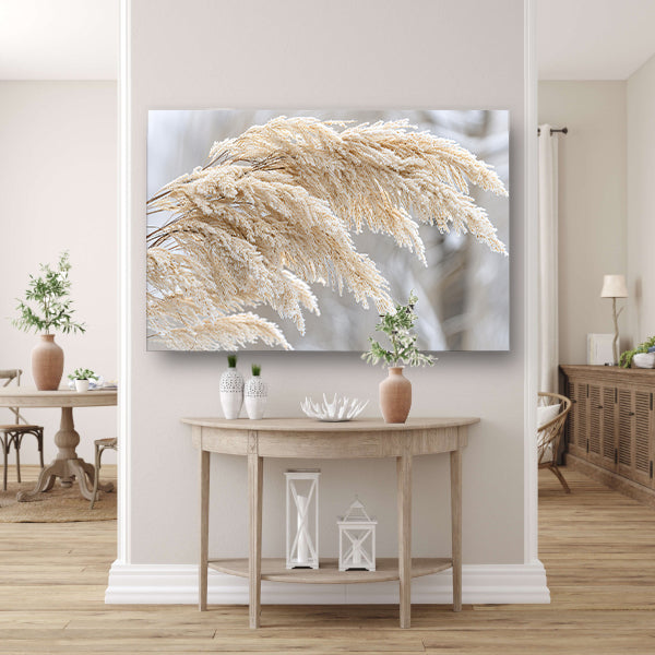 Bevroren grasstelen met winterse ijskristallen poster