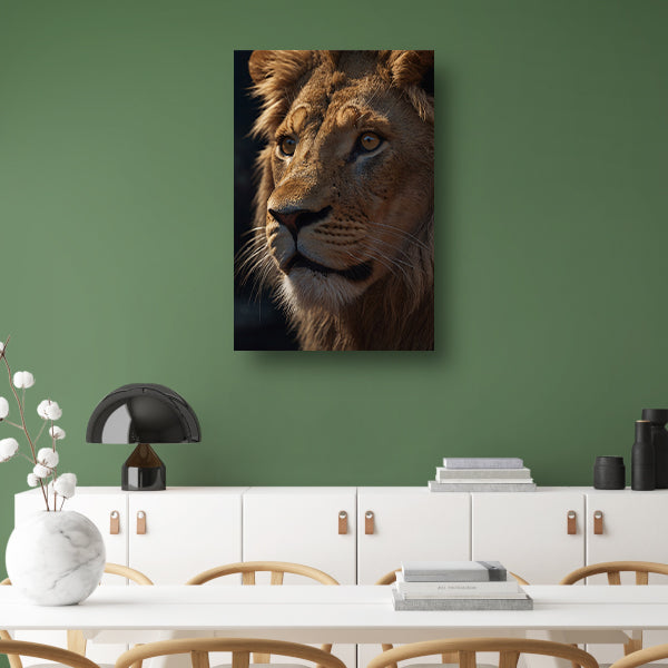 Close-up van leeuw met indringende blik canvas met baklijst