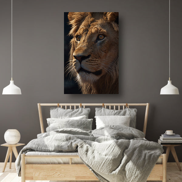 Close-up van leeuw met indringende blik canvas met baklijst