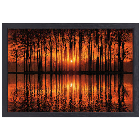 Mystieke zonsondergang in bos bij meer canvas met baklijst