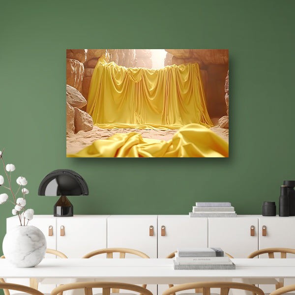 Gele doek in natuurlijke grot omgeving canvas