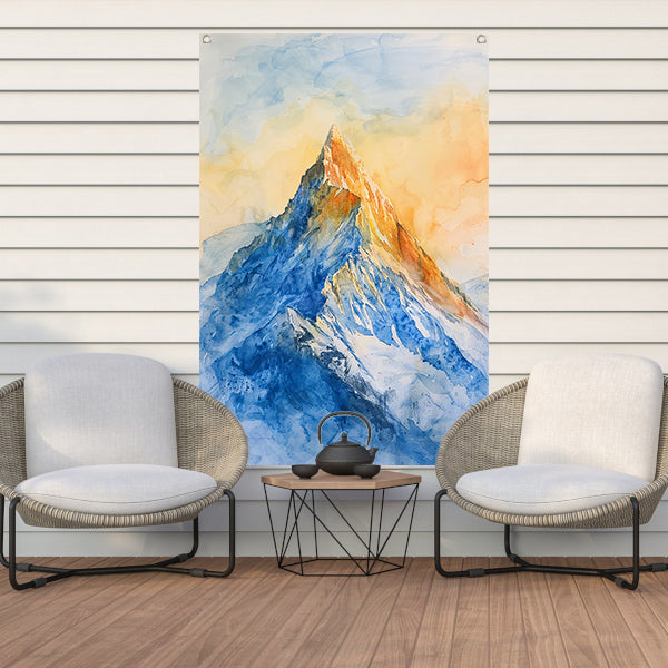 Kleurrijke aquarel van majestueuze bergtop tuinposter
