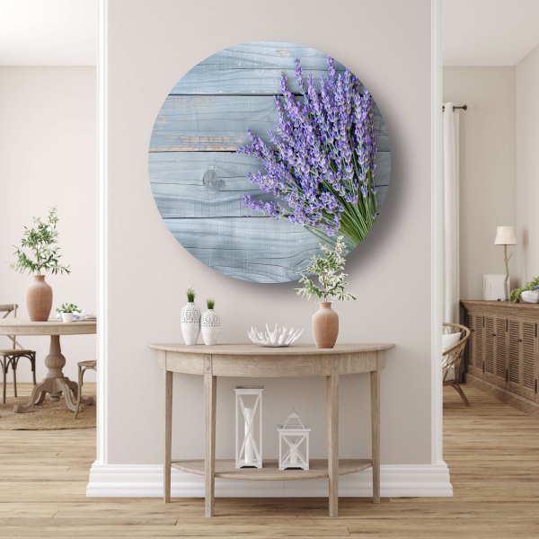 Lavendel op houten tafel aluminium muurcirkel