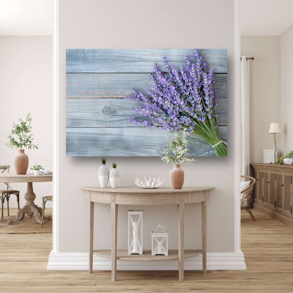 Lavendel op houten tafel canvas
