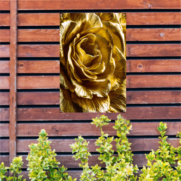 Gouden Gloed van Gedetailleerde Bloemblaadjes tuinposter