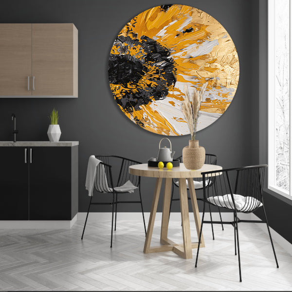 Dynamische abstracte zonnebloem in goud en zwart aluminium muurcirkel