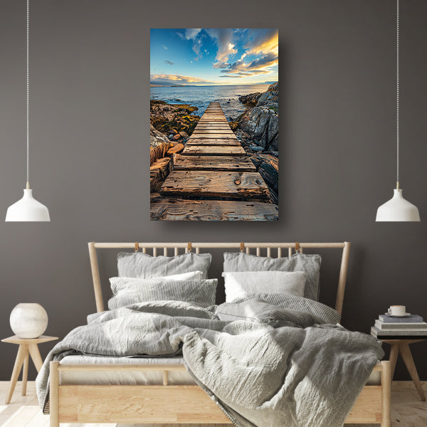 Houten pier bij zonsondergang met dramatische wolken canvas