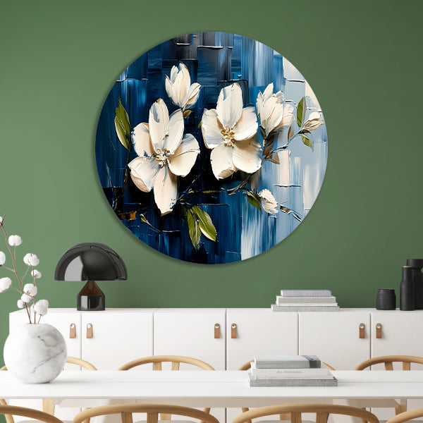 Abstracte witte bloemen op blauwe achtergrond forex muurcirkel