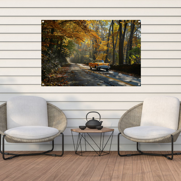 Gele auto in boslandschap tuinposter