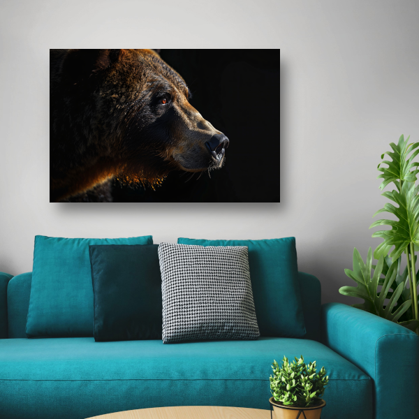 Portret van een Beer in Diepe Schaduwen canvas