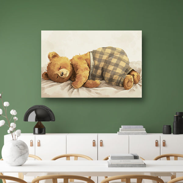 Slapende beer onder geruite deken poster