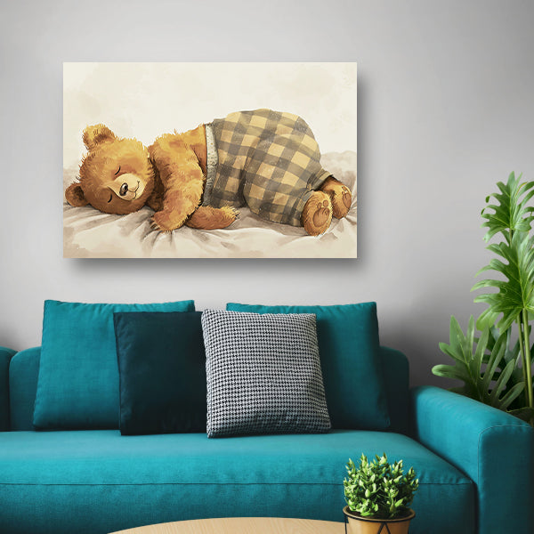 Slapende beer onder geruite deken poster