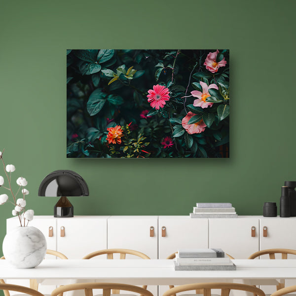 Kleurrijke Bloemen in Groen Gebladerte poster