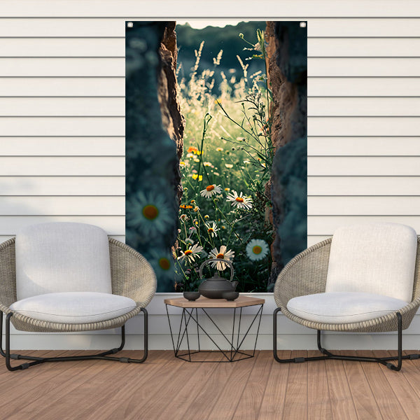 Verborgen Bloementuin Achter Oude Muur tuinposter