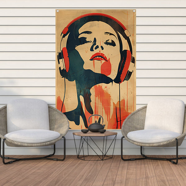 Vrouw met koptelefoon in vintage stijl tuinposter