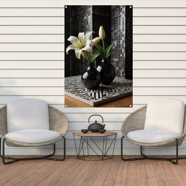 Stilleven met Lelies in Zwart-Witte Vazen tuinposter