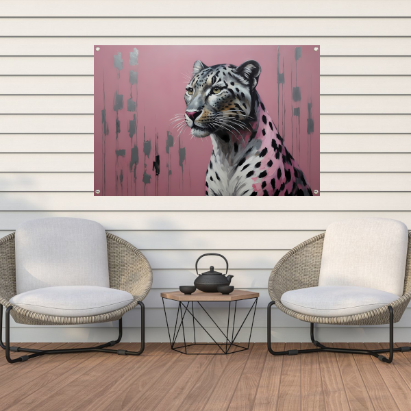 Elegante luipaard op minimalistische roze achtergrond tuinposter