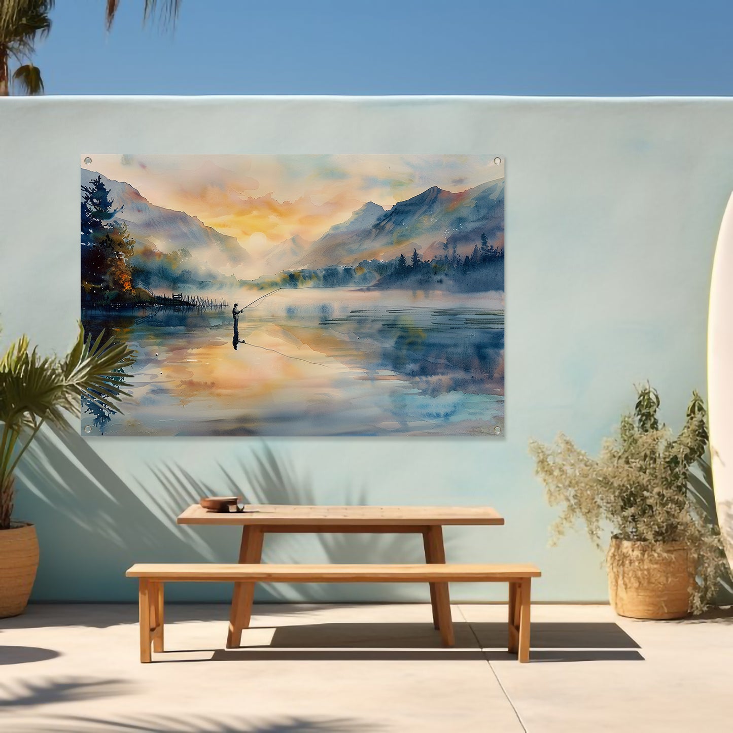 Vissersfiguur bij mistige bergmeer zonsopgang tuinposter