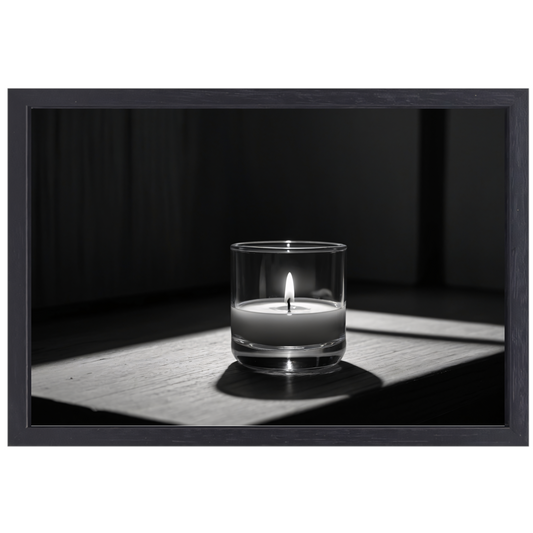 Zacht Licht in Monochroom Stilleven canvas met baklijst