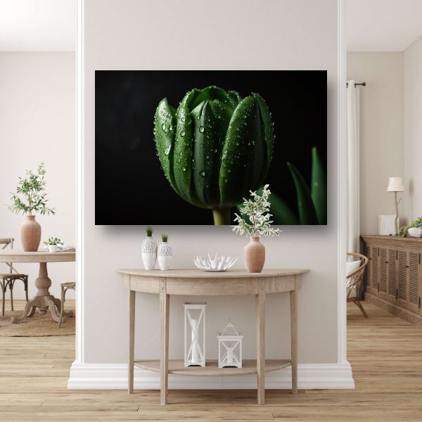 Donkergroene Tulp met Dauw op Zwart poster